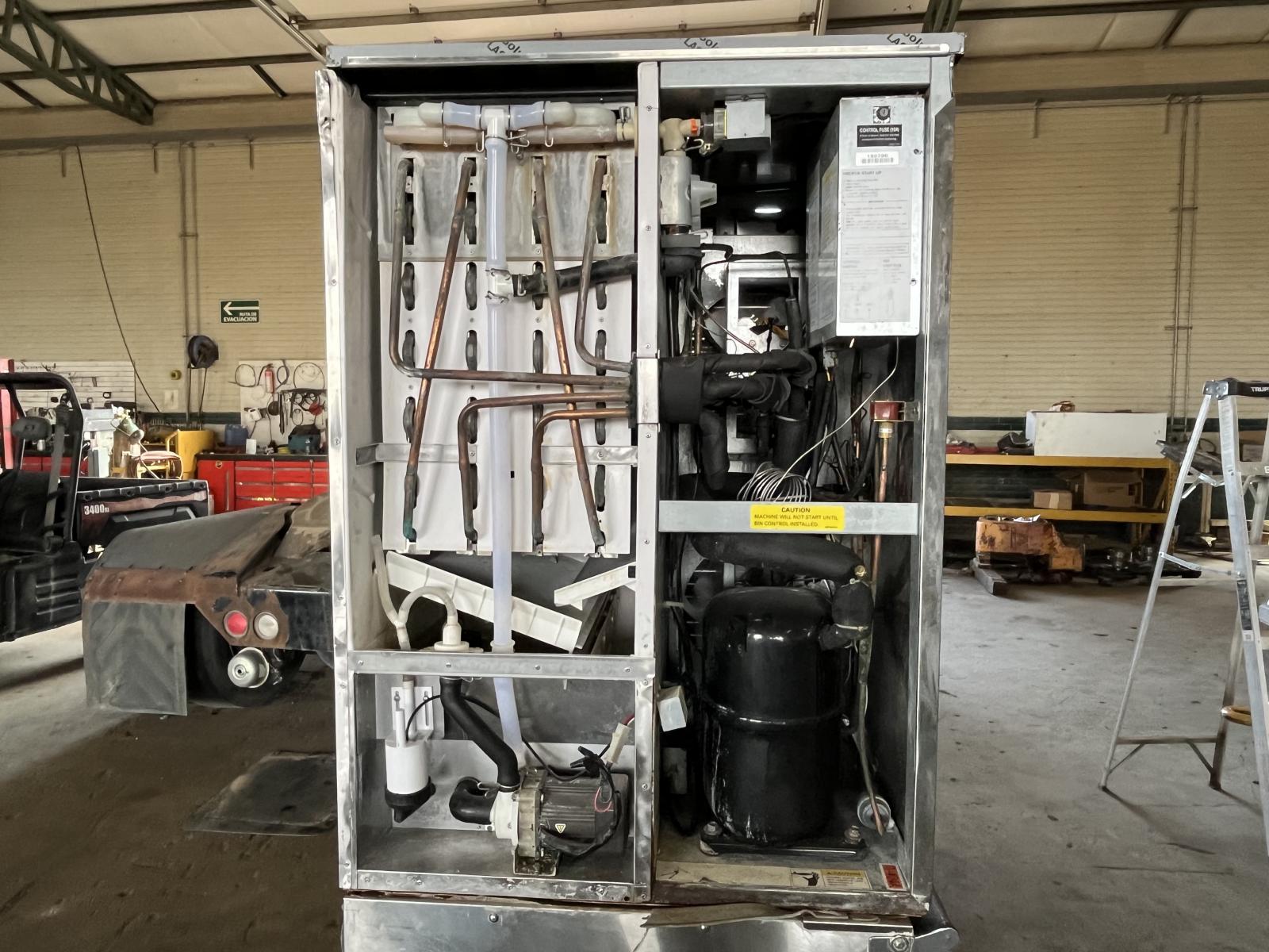 ./imagenes/INVOICE/2019/17912/MAQUINA PARA HACER HIELO HOSHIZAKI KM-1300MAH (2).JPG